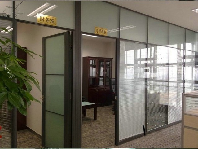 玻璃隔断 玻璃隔断